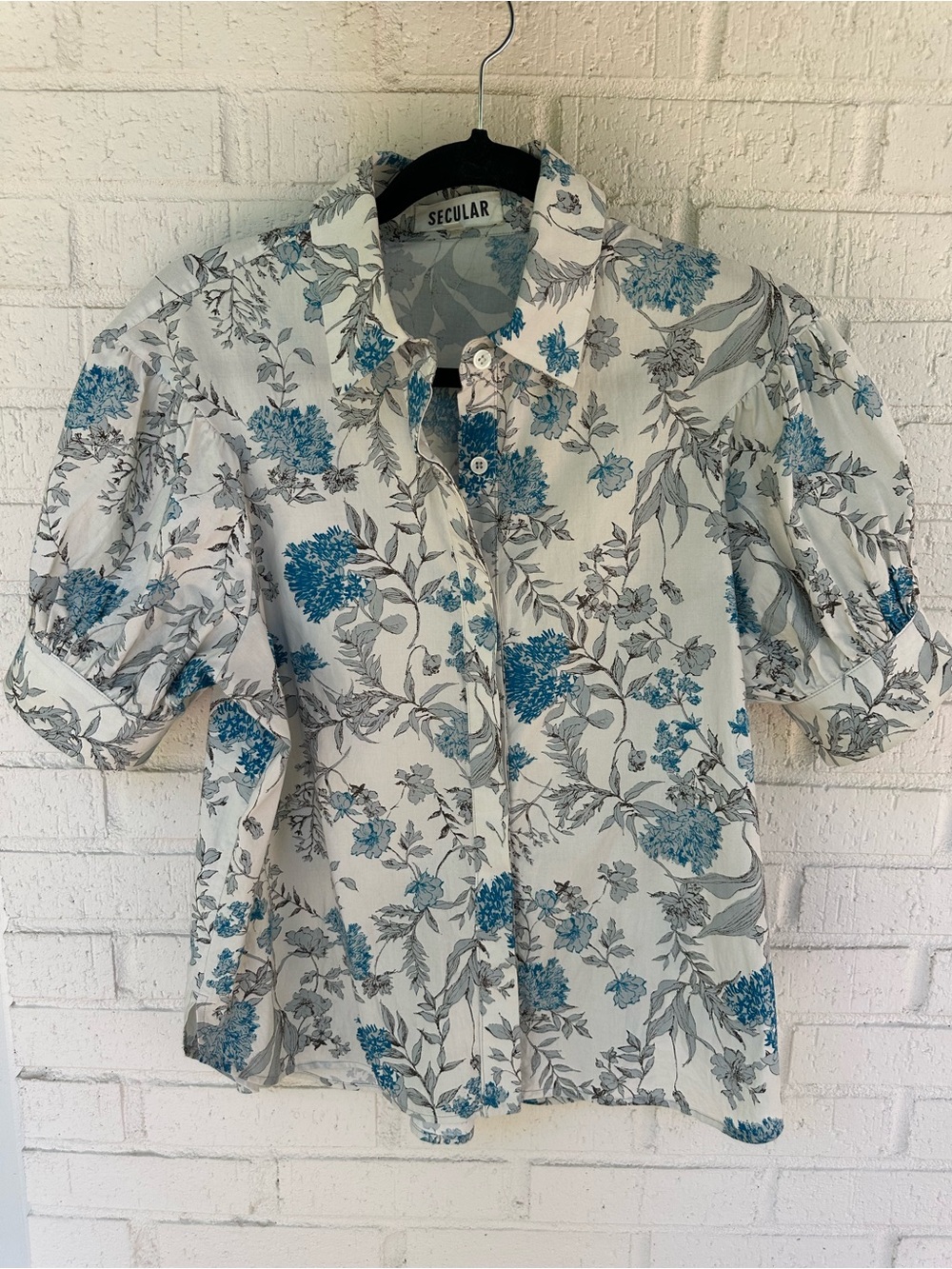 Women's Blue Floral Puff-Sleeve Button Down Shirt